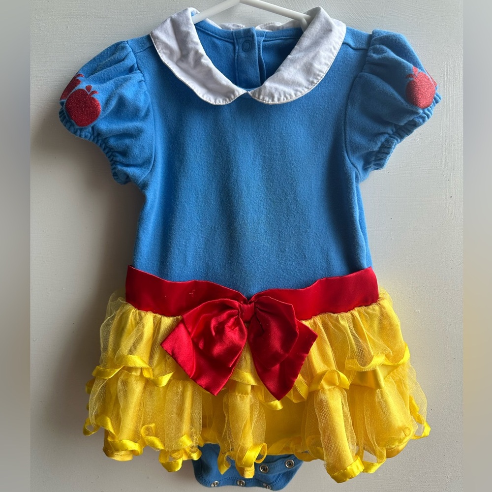 Snow White Baby Costume for 18-24 months.